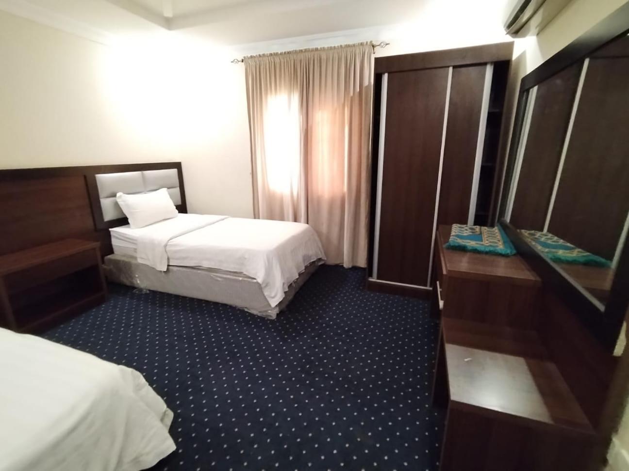 Amasy Al-Bashaer Aparthotel Jeddah Bagian luar foto