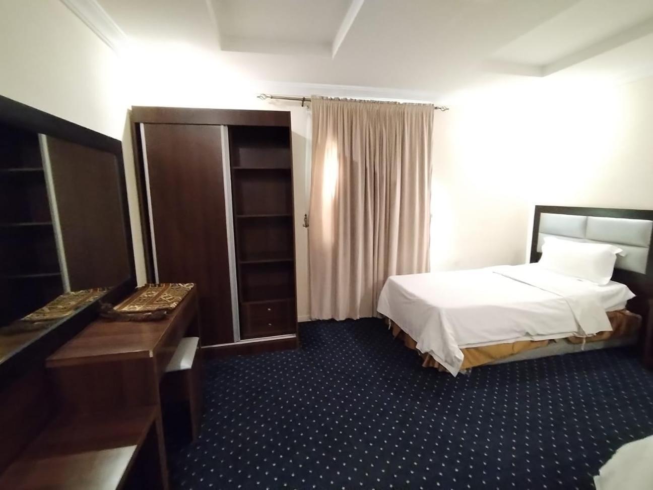 Amasy Al-Bashaer Aparthotel Jeddah Bagian luar foto
