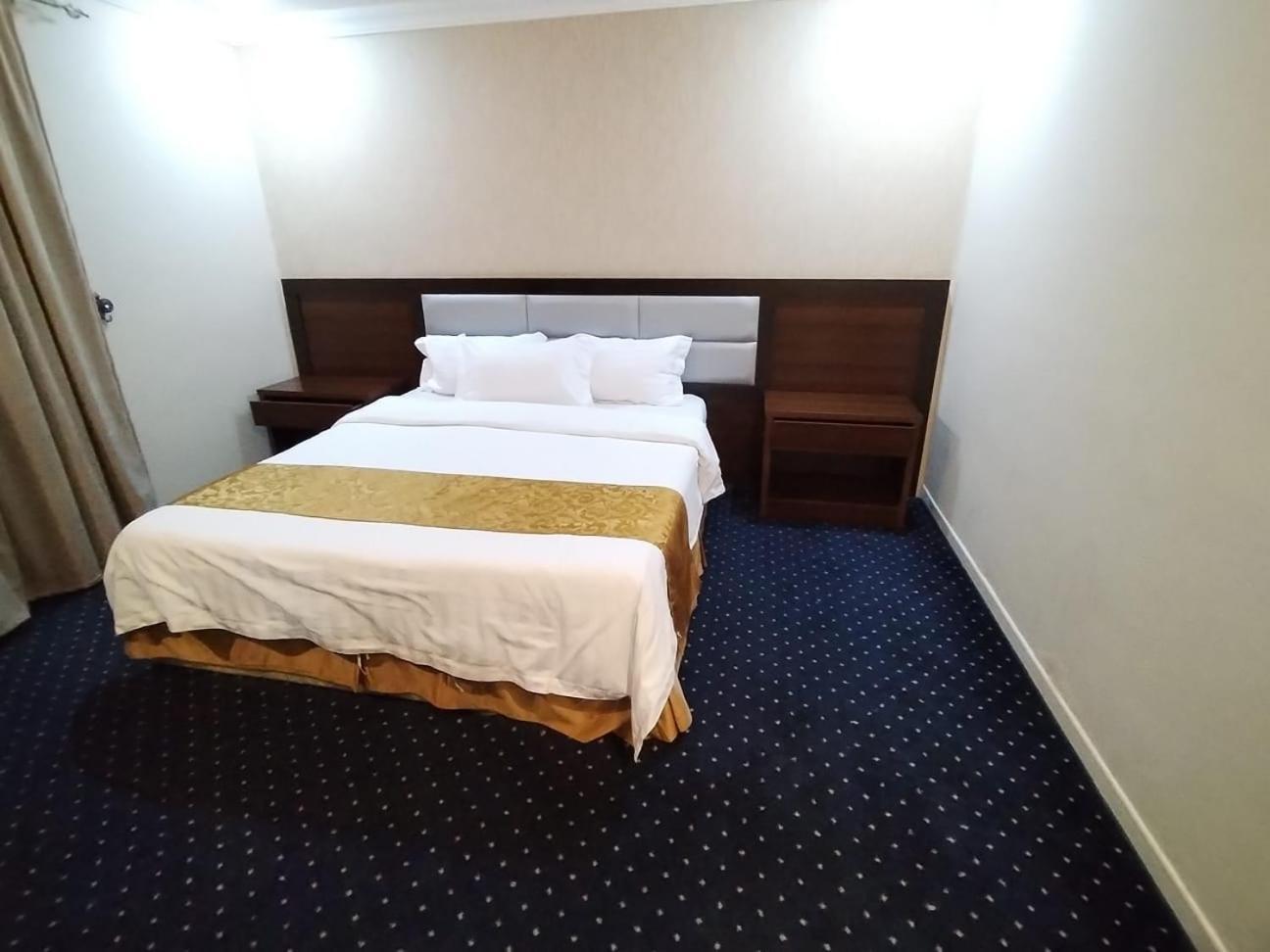 Amasy Al-Bashaer Aparthotel Jeddah Bagian luar foto