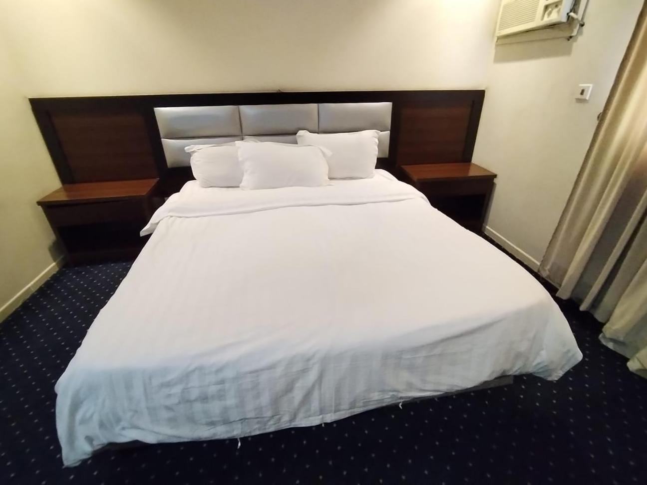 Amasy Al-Bashaer Aparthotel Jeddah Bagian luar foto
